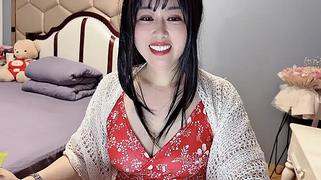 yaoyao22678 online show from May 25, 2026, 2:39 am