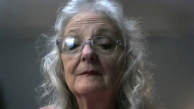 JoleneDelacroix online show from October 31, 2025, 3:18 am