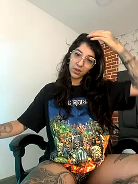 Snapshot of ghostwomaan chatting on November 29, 2025, 12:30 pm ghostwomaan online show from November 29, 2025, 12:30 pm