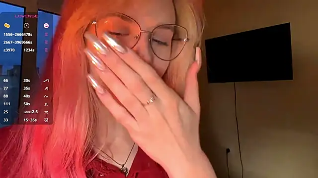 LatanyaRein online show from November 6, 2025, 1:12 pm