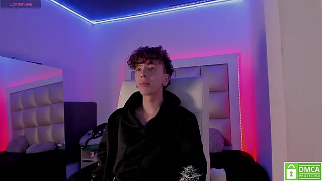 Snapshot of Genesis_ask chatting on March 1, 2026, 5:42 am Genesis ask online show from March 1, 2026, 5:42 am