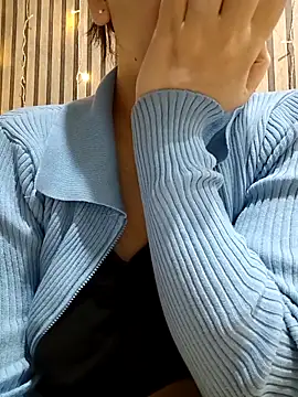 Snapshot of Emily__love chatting on November 25, 2025, 2:44 am Emily love online show from November 25, 2025, 2:44 am