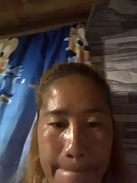 Snapshot of CreamyLhady_88 chatting on November 30, 2025, 10:41 am CreamyLhady 88 online show from November 30, 2025, 10:41 am