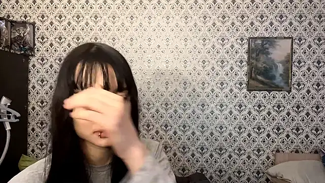 SofiaDreams09 online show from December 4, 2025, 5:10 pm