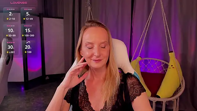 ScarlettPalmer online show from January 14, 2026, 9:59 am