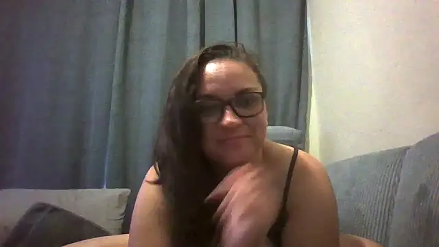 Snapshot of lilMissMarli chatting on March 31, 2026, 8:04 am lilMissMarli online show from March 31, 2026, 8:04 am