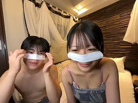 Snapshot of OnlyHentai_JP chatting on December 17, 2025, 1:39 pm OnlyHentai JP online show from December 17, 2025, 1:39 pm