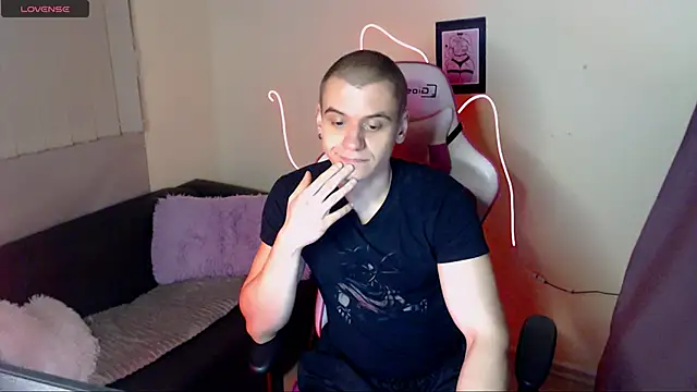 TeaseMeJay71 online show from October 31, 2025, 9:10 am