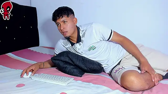 Dominic King online show from February 7, 2026, 1:42 am