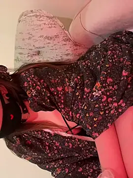 Snapshot of Soso-bigass chatting on April 4, 2026, 9:56 pm Soso-bigass online show from April 4, 2026, 9:56 pm