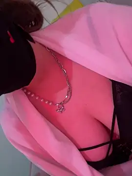 Snapshot of Soso-bigass chatting on April 12, 2026, 10:26 pm Soso-bigass online show from April 12, 2026, 10:26 pm