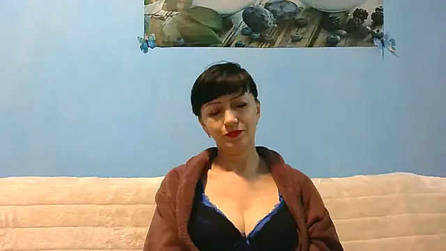 IffetLove42 online show from May 16, 2026, 10:36 am