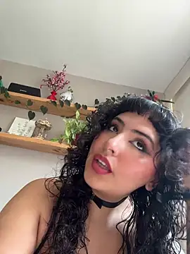 Snapshot of SugarTroubl33 chatting on June 26, 2026, 2:21 pm SugarTroubl33 online show from June 26, 2026, 2:21 pm