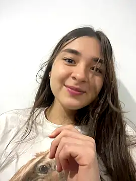 Valentina ro online show from November 16, 2025, 1:22 am