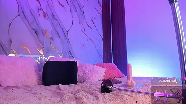 M0lly18lewis online show from November 13, 2025, 3:33 pm