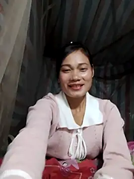 doggy-00 online show from December 5, 2025, 12:36 pm