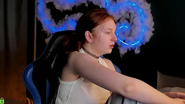 Snapshot of AngelWisee chatting on May 8, 2026, 3:01 am AngelWisee online show from May 8, 2026, 3:01 am