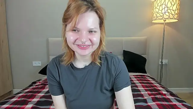 Snapshot of babyyullii chatting on April 23, 2026, 1:40 am babyyullii online show from April 23, 2026, 1:40 am