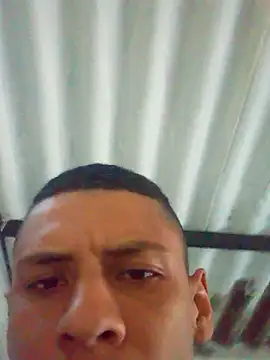 Snapshot of Yordiparra chatting on June 14, 2026, 11:07 pm Yordiparra online show from June 14, 2026, 11:07 pm