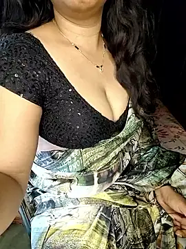 shreyareddy99 online show from March 15, 2026, 11:49 am