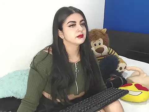 EmmilyConnor online show from April 12, 2026, 2:44 pm