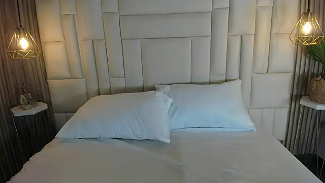 Snapshot of VenuzSofia chatting on February 3, 2026, 11:21 pm VenuzSofia online show from February 3, 2026, 11:21 pm