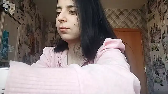 Lina rix online show from December 17, 2025, 12:16 am