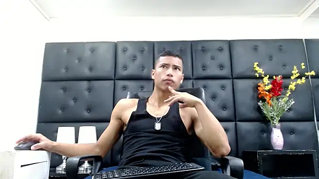 JackMotta01 online show from November 14, 2025, 1:59 am