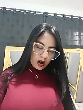 Snapshot of CELESTEGOMEZ21 chatting on June 2, 2026, 12:29 pm CELESTEGOMEZ21 online show from June 2, 2026, 12:29 pm