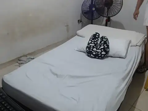 morenasex2025 online show from November 11, 2025, 5:02 pm