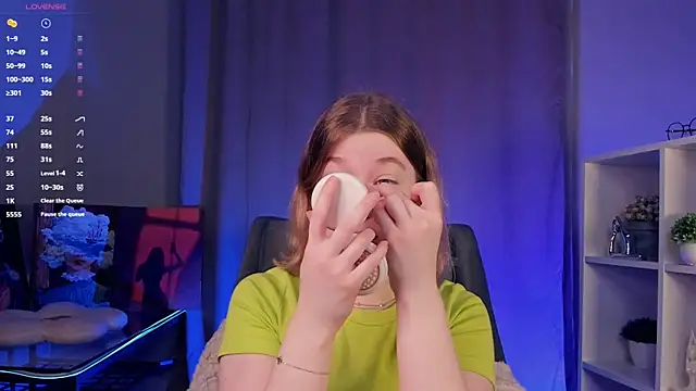 NicoletteTegeler online show from November 2, 2025, 6:49 am