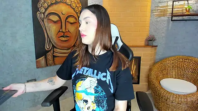 Snapshot of DakotaRussell_ chatting on November 7, 2025, 11:10 am DakotaRussell online show from November 7, 2025, 11:10 am