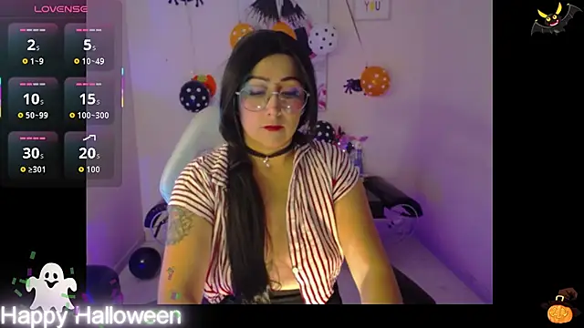 Alana x  online show from October 31, 2025, 3:18 am