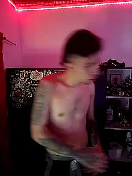 Aron Jones  online show from November 11, 2025, 12:32 am