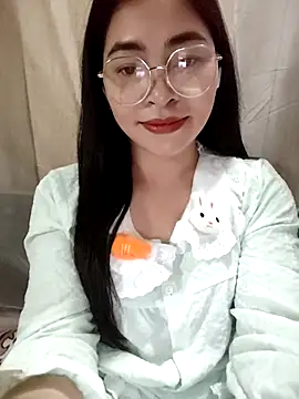 Snapshot of Bamboo-niee123 chatting on April 2, 2026, 4:21 am Bamboo-niee123 online show from April 2, 2026, 4:21 am
