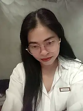 Snapshot of Bamboo-niee123 chatting on May 4, 2026, 4:03 pm Bamboo-niee123 online show from May 4, 2026, 4:03 pm