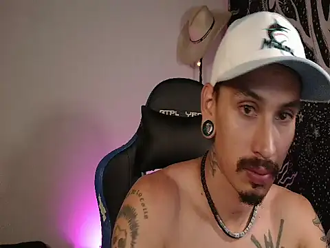 Snapshot of mateos6_6 chatting on November 27, 2025, 3:08 am mateos6 6 online show from November 27, 2025, 3:08 am