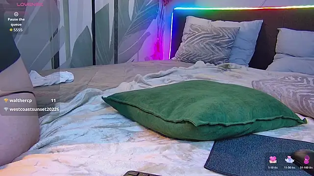 R I N A online show from February 20, 2026, 6:26 am