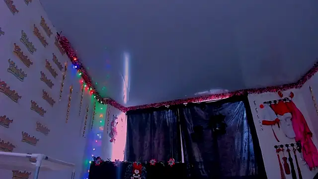 Snapshot of selenesaenz chatting on November 10, 2025, 11:53 am selenesaenz online show from November 10, 2025, 11:53 am