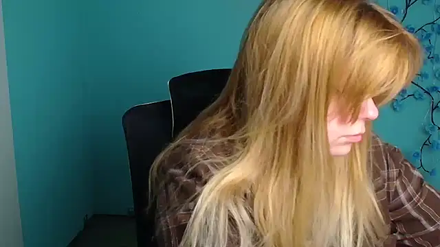 Snapshot of SusannaNight chatting on May 15, 2026, 5:25 am SusannaNight online show from May 15, 2026, 5:25 am