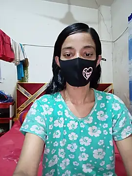 Snapshot of Green_LaDY66 chatting on June 6, 2026, 4:44 pm Green LaDY66 online show from June 6, 2026, 4:44 pm