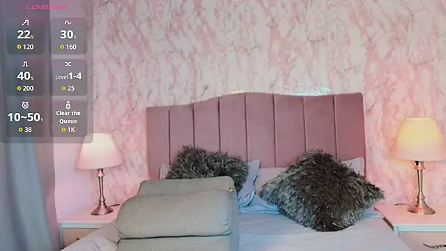 Megannn  21 online show from November 7, 2025, 1:11 pm