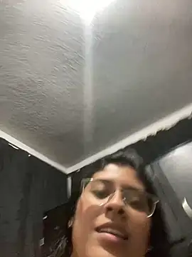 Snapshot of Jimenaa_ink chatting on November 5, 2025, 4:34 am Jimenaa ink online show from November 5, 2025, 4:34 am