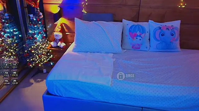 milena kiitty online show from November 24, 2025, 11:43 am