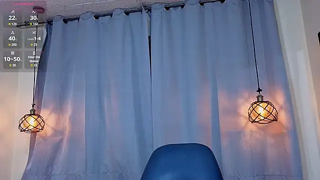 Flor Gil online show from February 11, 2026, 3:44 am