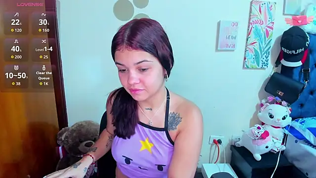 Emma boo online show from November 12, 2025, 12:05 pm