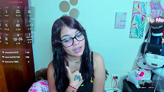 Emma boo online show from December 1, 2025, 3:11 am