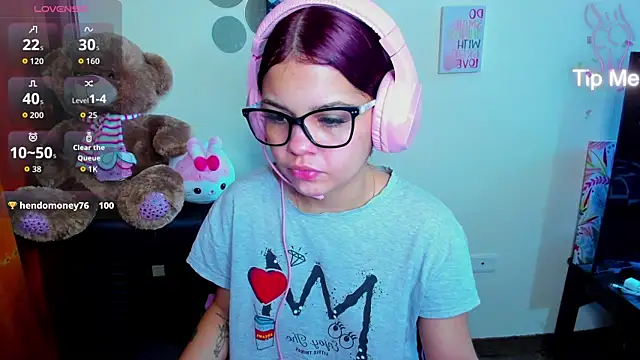 Emma boo online show from April 2, 2026, 3:31 pm