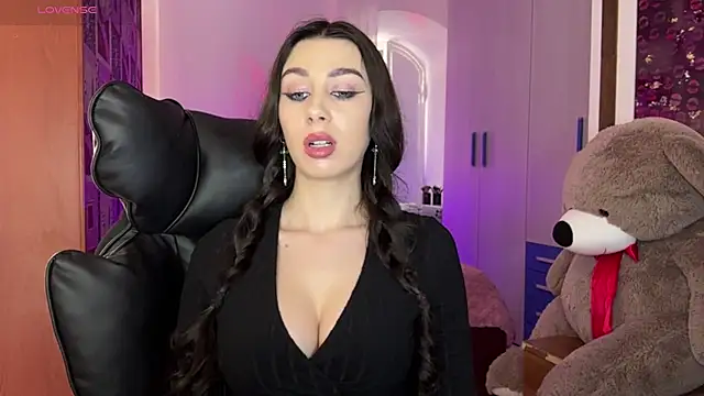 SweetCherry  N online show from April 11, 2026, 11:03 am