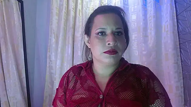 Snapshot of Camille_Sinclair chatting on November 21, 2025, 2:32 am Camille Sinclair online show from November 21, 2025, 2:32 am